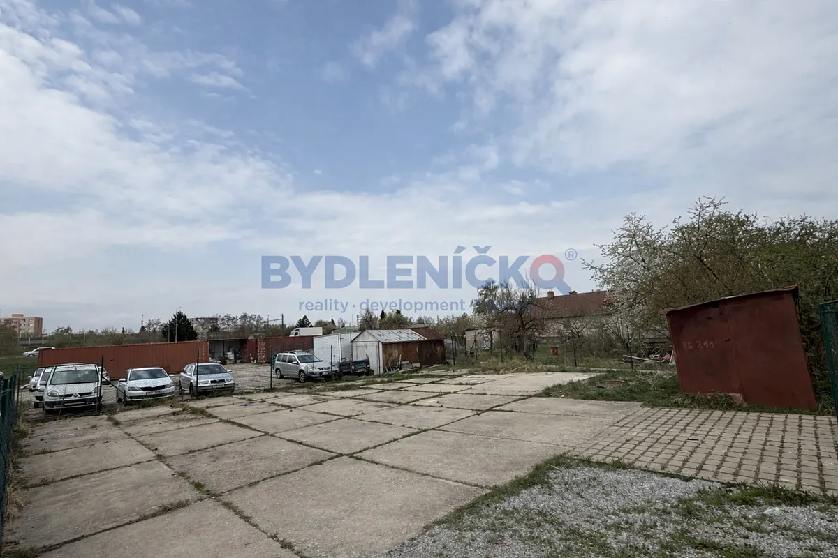 Pronájem komerční nemovitosti 357 m²